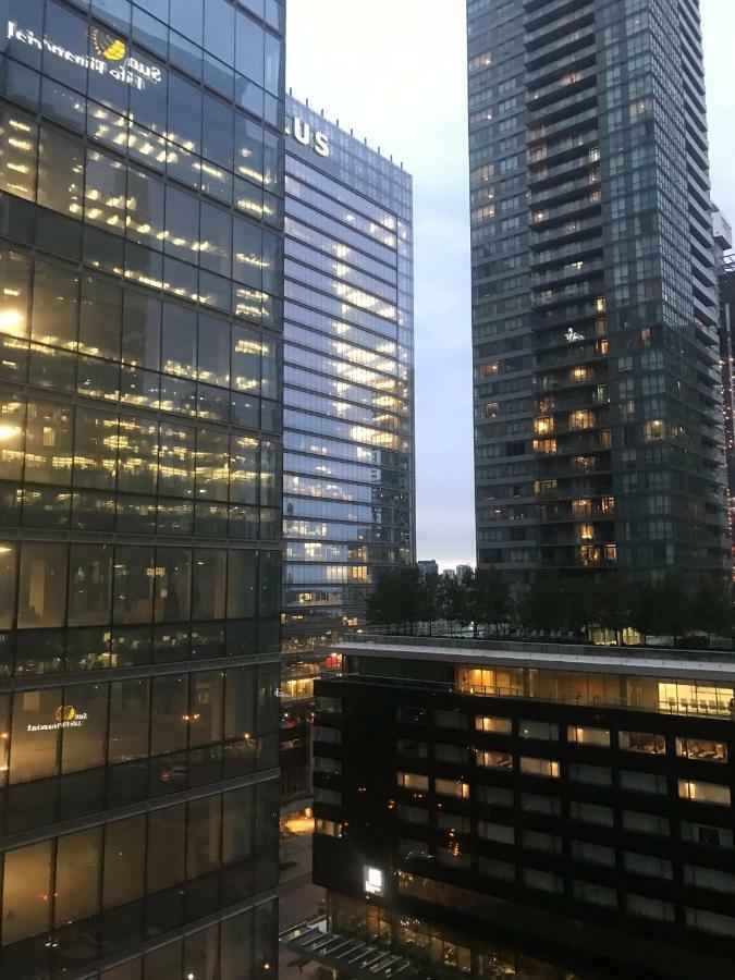 Stylish Condos טורונטו מראה חיצוני תמונה